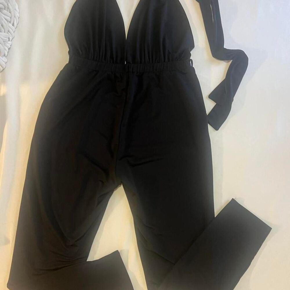 Fashion Nova Y2K Glam Black Cutout Ring Halter Jumpsuit Clubwear size L. - Picture 2 of 6